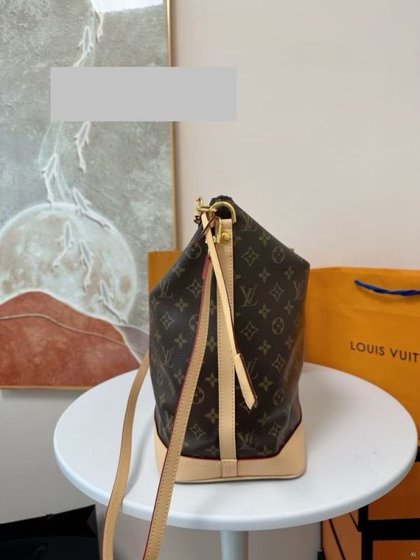 New Arrival LV Handbag L1328