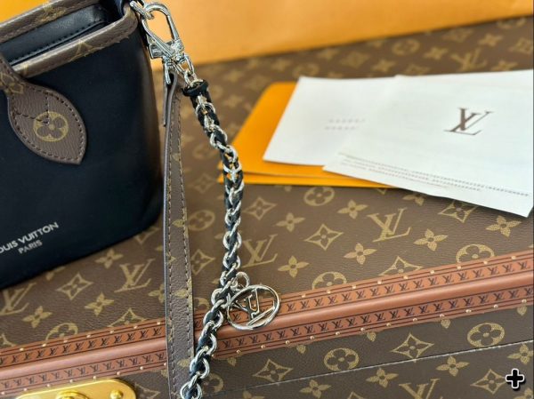 New Arrival LV Handbag L1319